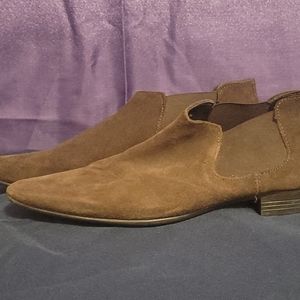 Mens low profile boots